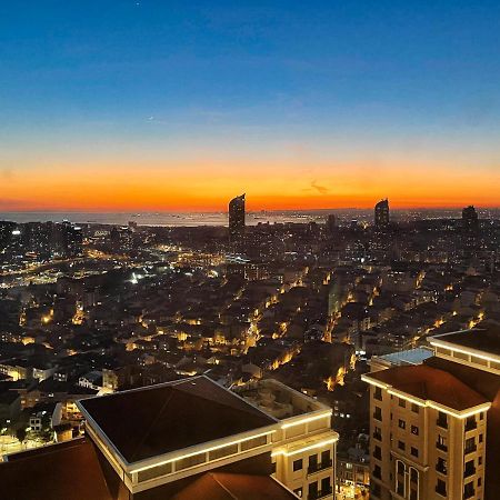 Emaar, Dinner At 102M With A View Of The Bosphorus Istanbul Exterior photo